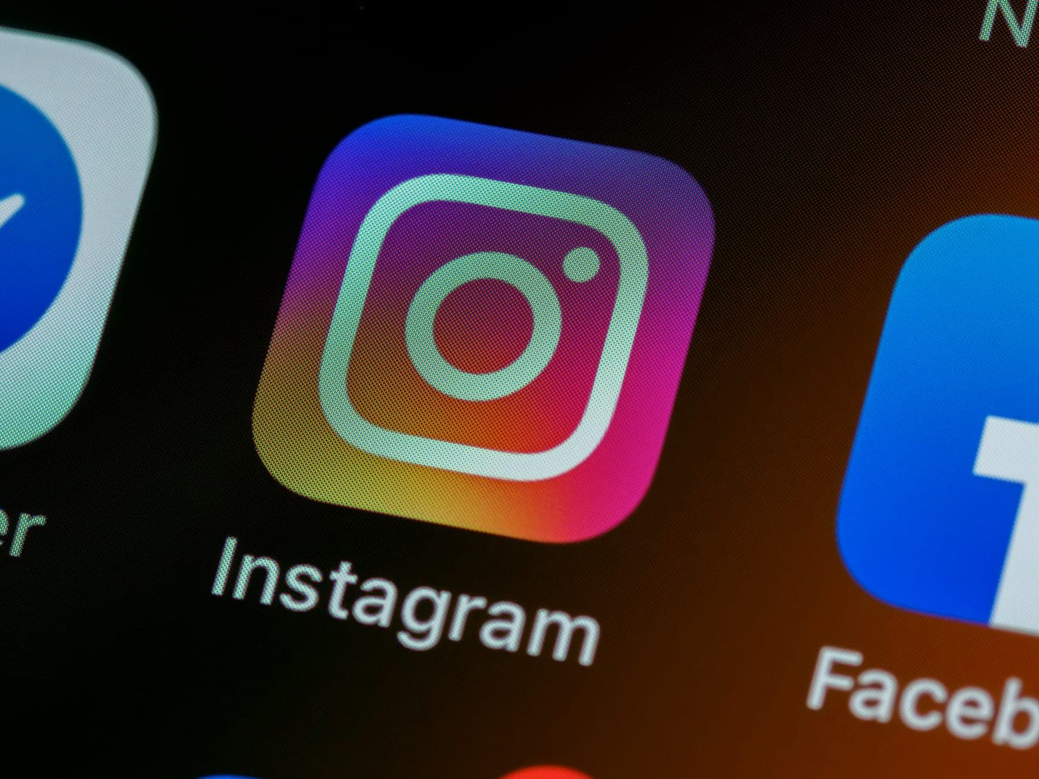 CrawlHub: The Instagram Data Layer